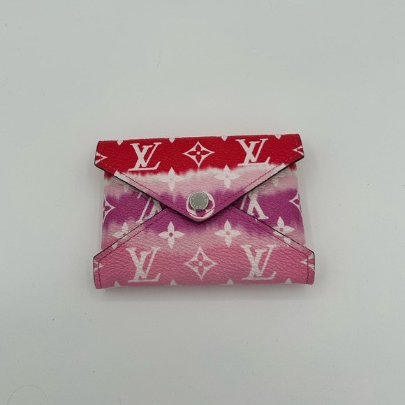 Louis Vuitton Handbags - Louis Vuitton Monogram Escale Small Kirigami Pochette